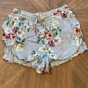 Angie Women's Floral Gray Shorts